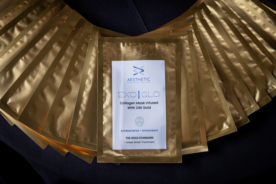 <p><span><strong>GLOW ENHANCING FORMULA - </strong><em>Ultra-hydrating, restorative facial masks formulated with pure 24K</em> <em>Gold Leaf to brighten the skin's appearance and reduce the visible signs of aging.</em>&nbsp;</span></p><ul><li><p><span><strong><em>24K Gold Leaf</em></strong><em> - </em>Reduces appearance of skin imperfections including the look of inflammation, fine lines and wrinkles. Provides a brightening effect on the skin's appearance.&nbsp;</span></p></li><li><p><span><strong><em>Glycerin</em></strong><em> - </em>Pulls moisture into the outer layers of the skin.&nbsp;</span></p></li><li><p><span><strong>Collagen</strong> - For a stronger and healthier looking complexion.&nbsp;</span></p></li><li><p><span><strong>Cnidium Monnieri Extract - </strong>Deeply cleanses skin.&nbsp;</span></p></li><li><p><span><strong>Hyaluronic Acid - </strong>A penetrating hyaluronic acid that deeply moisturizes the skin.&nbsp;</span></p></li><li><p><span><strong>Xanthan Gum - </strong>Improves product texture and enhances hydration benefts.&nbsp;</span></p></li><li><p><span><strong>Triethanolamine - </strong>Non-irritating emulsifer that balances skin pH levels.&nbsp;</span></p></li></ul><p>Great for recovery after a skin treatment, or anytime you want to pamper yourself with smooth, glowy skin!</p>